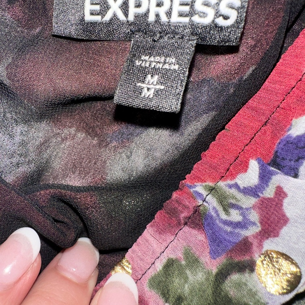 Express Multicolor Floral Blouse - Picture 2 of 3